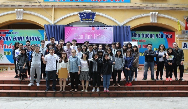 Tổng kết buổi chia sẻ kỹ năng chụp ảnh cùng nhiếp ảnh gia Chu Việt Hà tại trường THPT Phan Đình Phùng