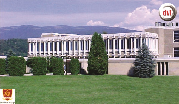 Trường Cao đẳng công lập Selkirk College, Canada