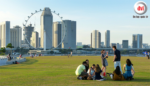 Sinh hoạt phí Singapore
