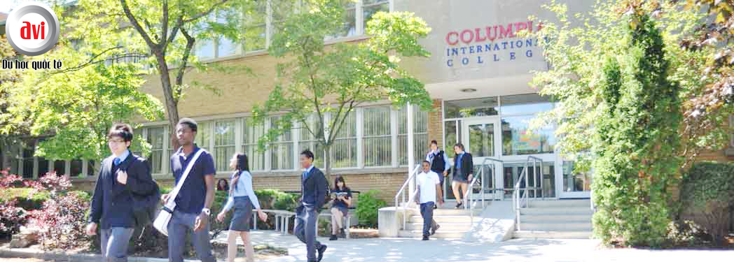 Trung học nội trú lớn nhất Canada, Columbia International College