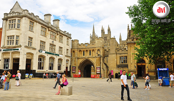 Cuộc sống tại Peterborough