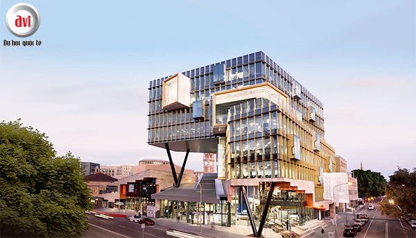 Newcastle nằm trong top 10 đại học công lập lớn nhất nước Úc
