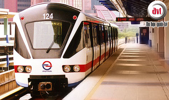 Đi lại bằng hệ thống tầu điện tại malaysia