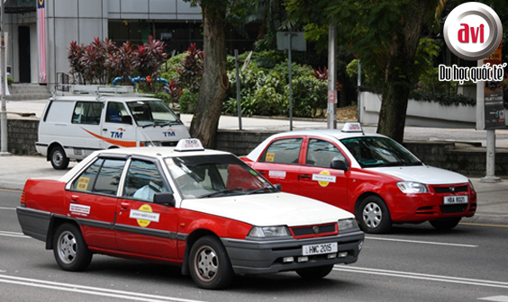 Đi lại tại Malaysia bằng taxi