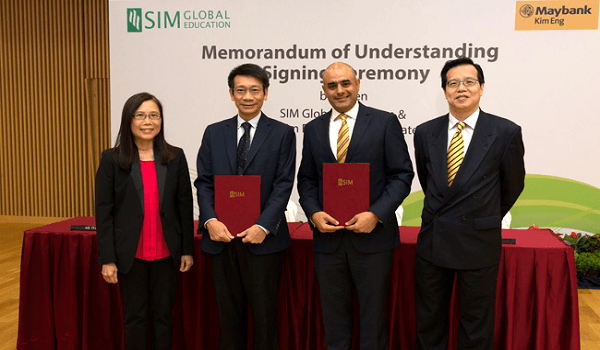 Giáo viên đại học Sim Singapore