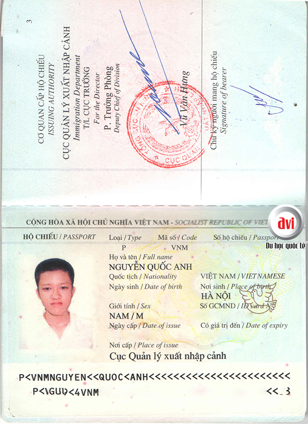 Hộ chiếu Nguyễn Quốc Anh