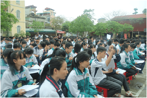học sinh trường THPT Nguyễn Khuyến
