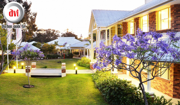 Trường liên cấp St Hilda, Gold Coast, Australia