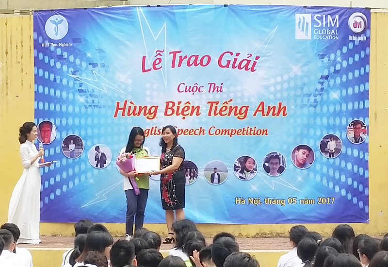Giải nhì cuộc thi Hùng Biện Tiếng Anh