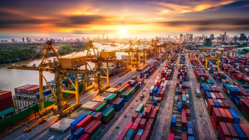 Logistics là dịch vụ cung cấp, vận chuyển hàng hóa tối ưu nhất từ nơi sản xuất đến tay người tiêu dùng