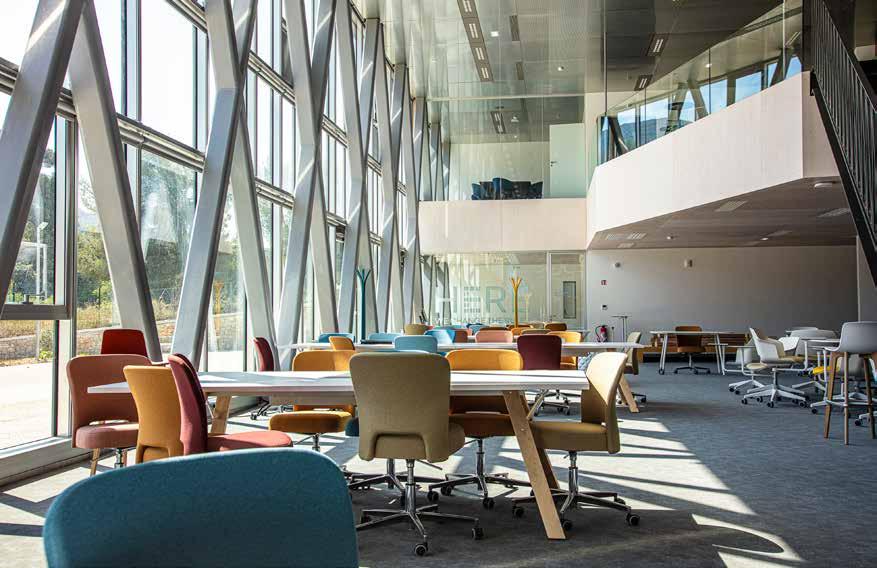 Du học Pháp cùng ONCAMPUS Paris – Lộ trình rõ ràng, chi phí hợp lý, học bổng hấp dẫn - Du học Quốc Tế AVI